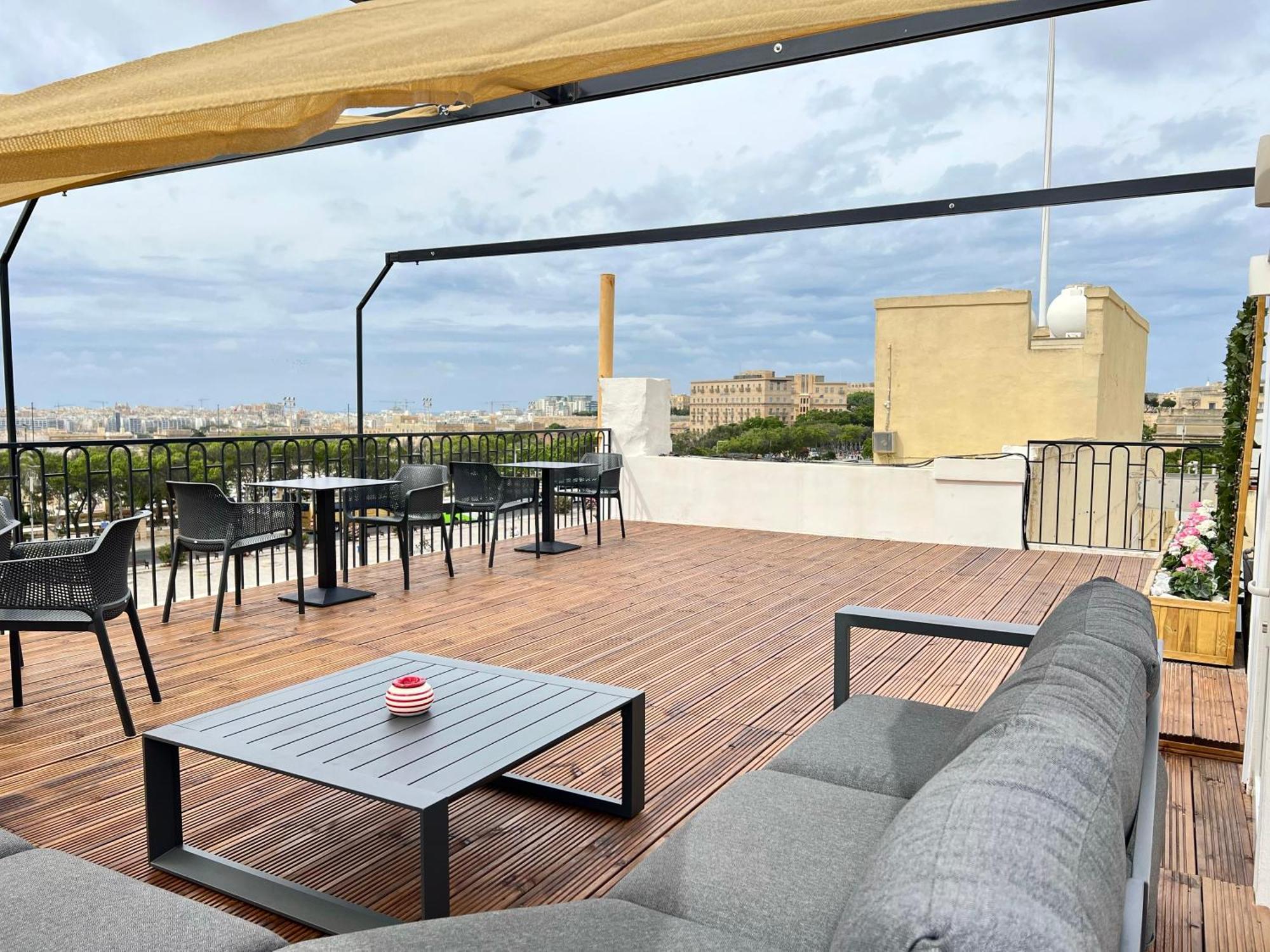 Florette Suite 1Br With Stunning Lounge Terrace By Arcobnb Il-Furjana Exterior photo