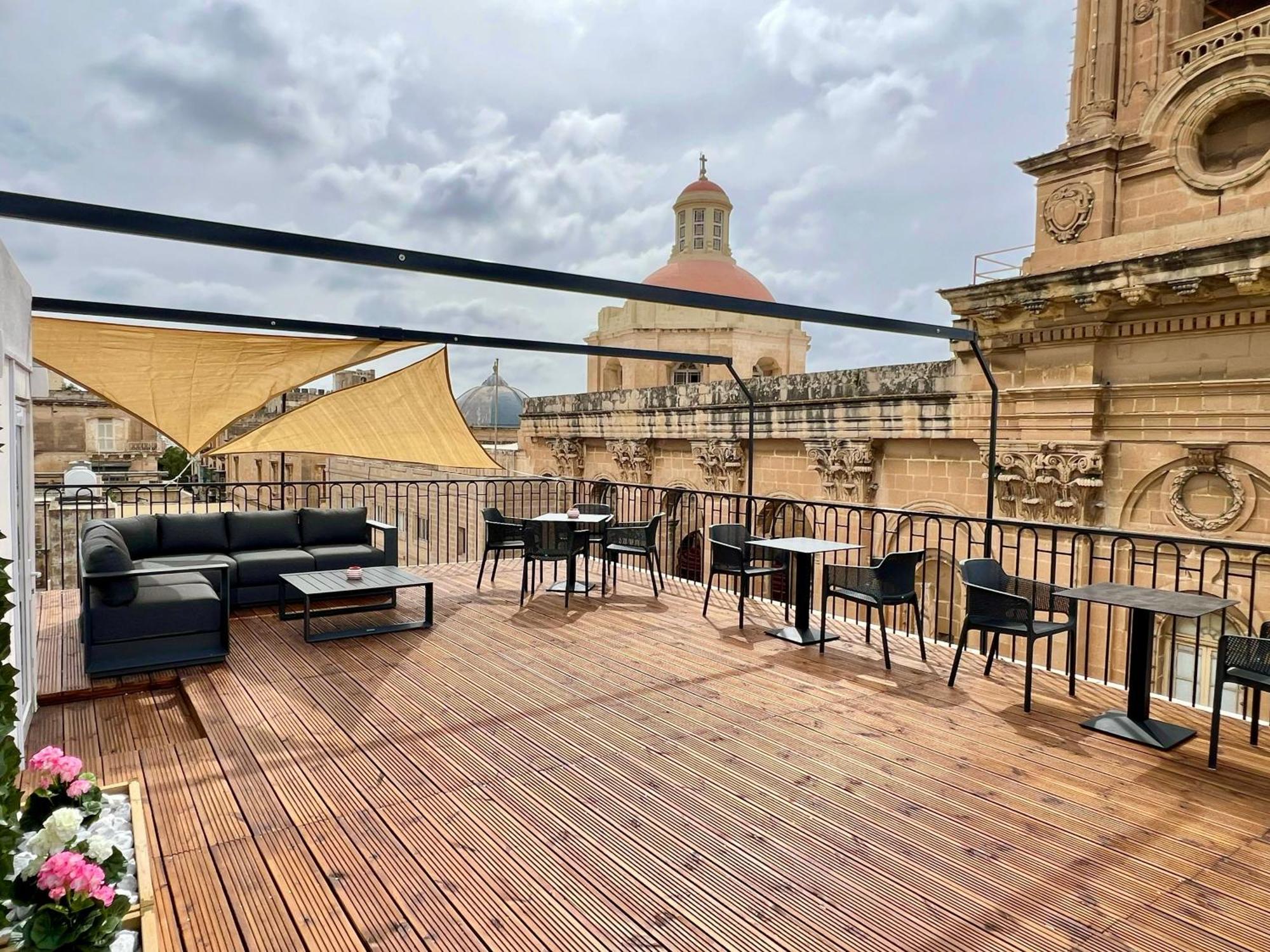 Florette Suite 1Br With Stunning Lounge Terrace By Arcobnb Il-Furjana Exterior photo